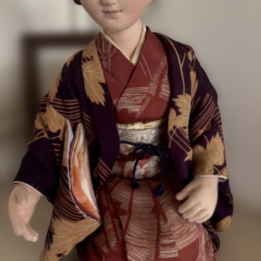 ⑬和服の人形（紫・赤模様）