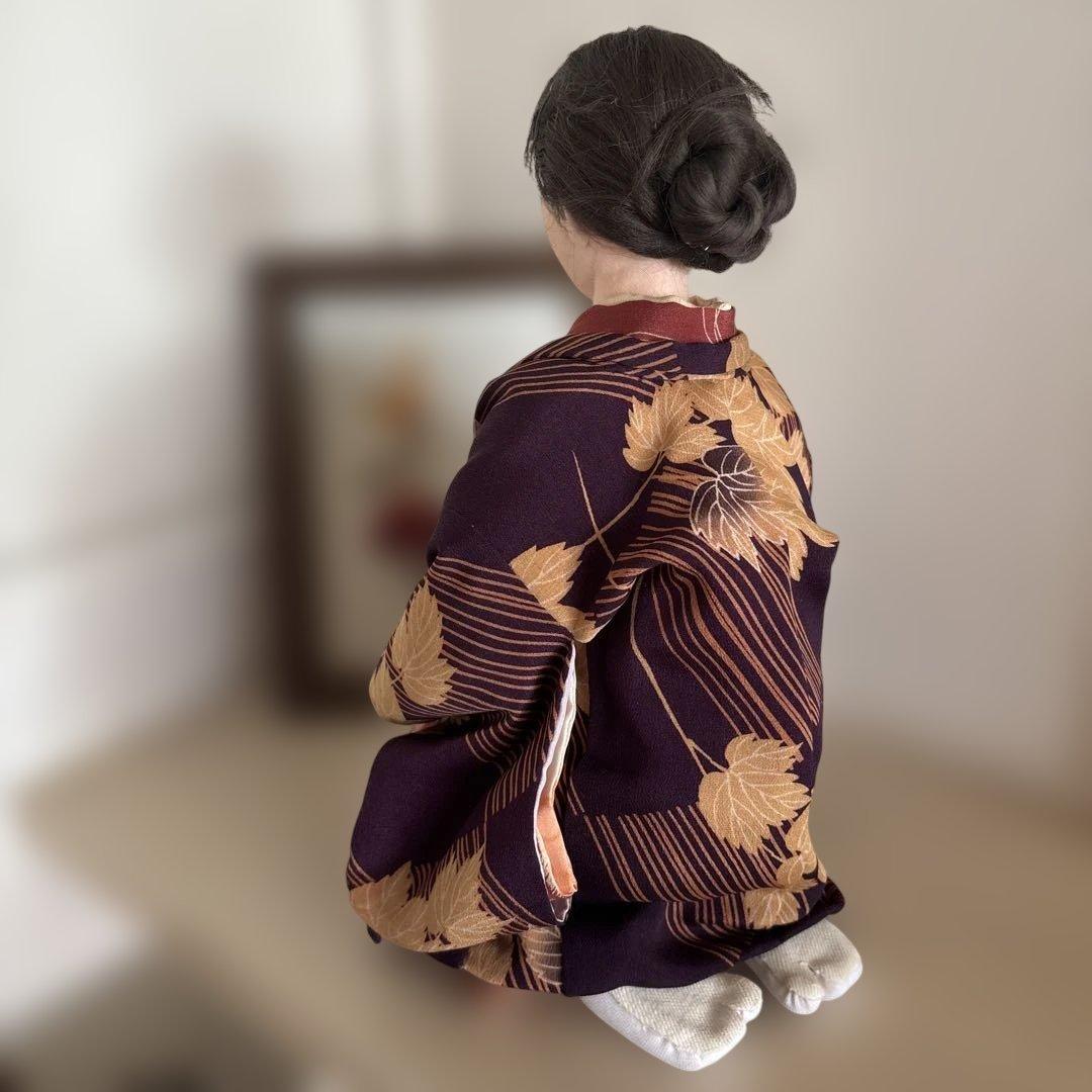 ⑬和服の人形（紫・赤模様）