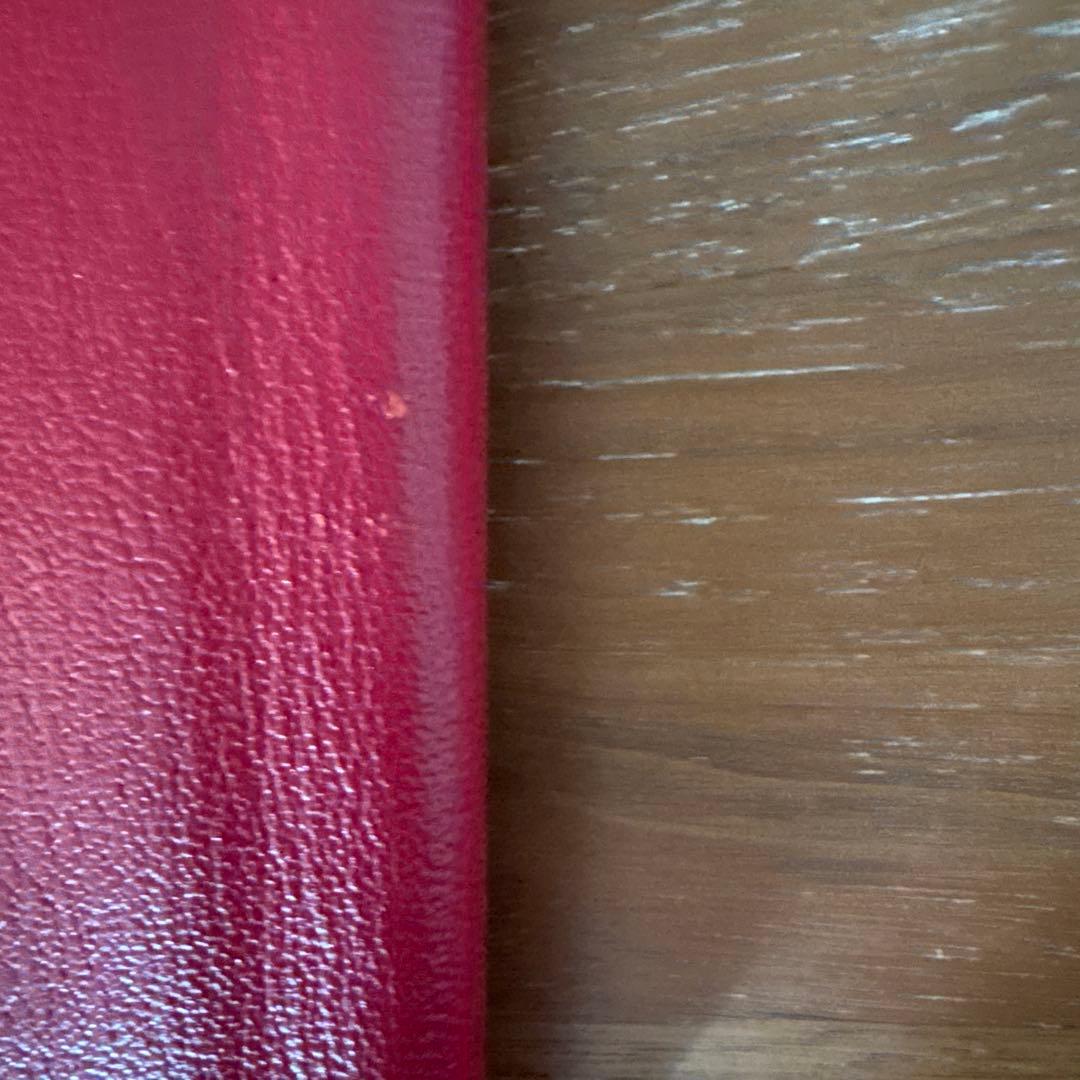 CHANEL レッド 二つ折り財布