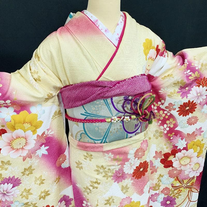 503z1.309y15.小物.半衿☆可愛い！ラメ中振袖 銀通し 金駒刺繍☆美品