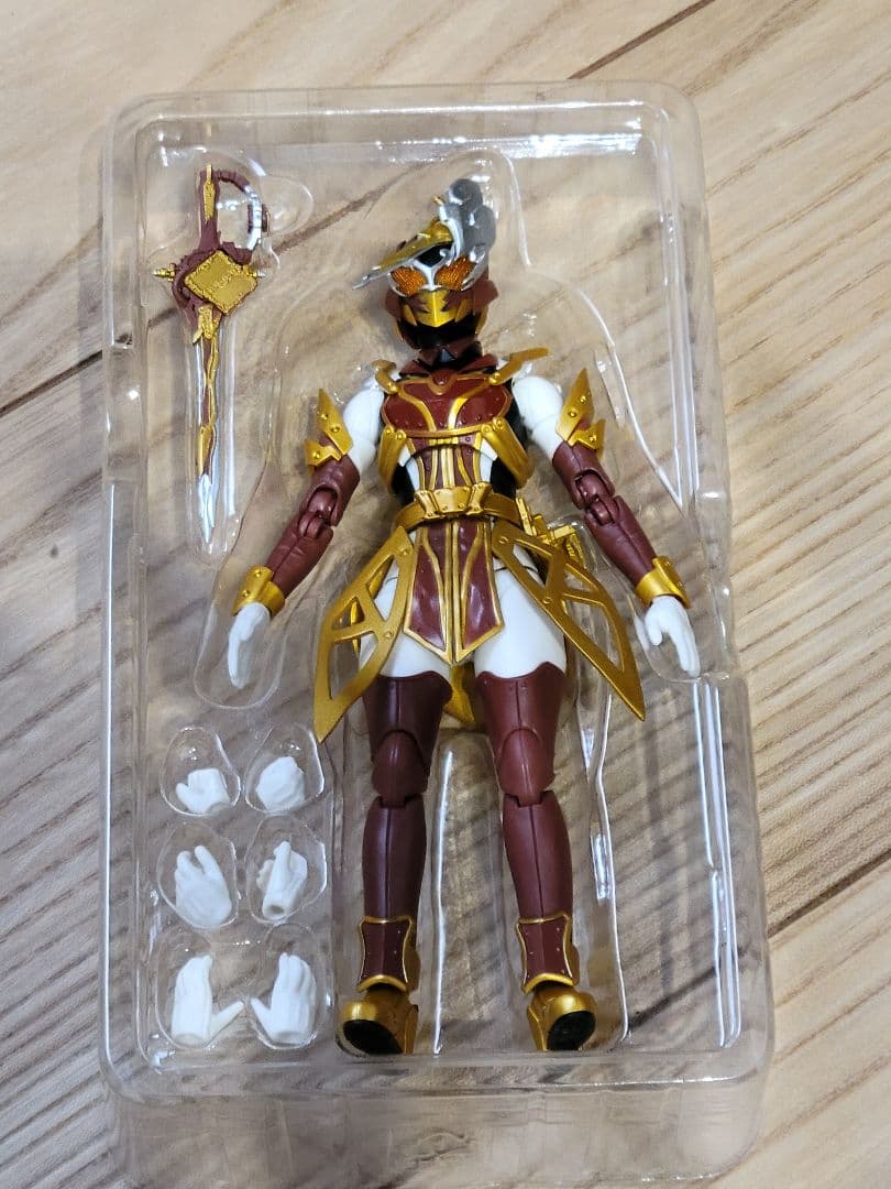 S.H.Figuarts 仮面ライダーサーベラ 昆虫大百科