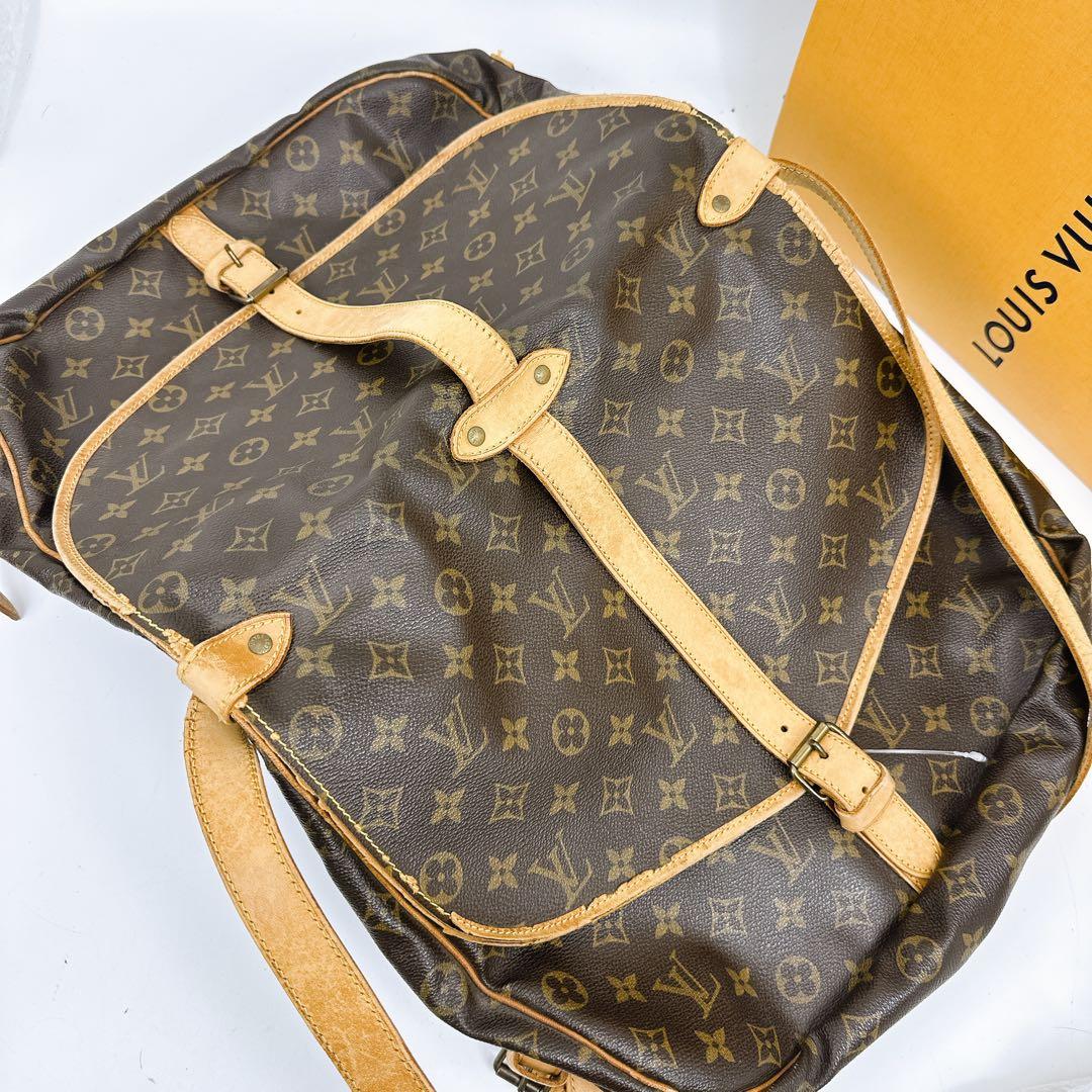 ルイヴィトン　モノグラム　ソミュール35 ショルダーバッグ