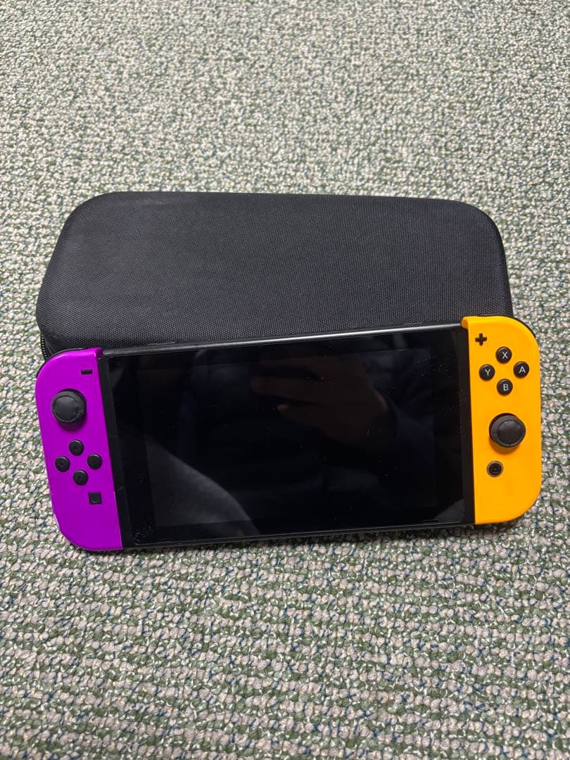 Nintendo Switch 本体 紫と黄色ジョイコン