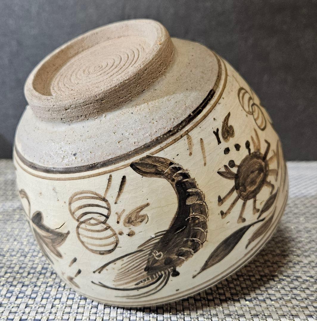 中国古陶磁　南方系　東南アジア古陶磁　磁州窯系　宋胡録　安南　蟹と海老の図　茶碗