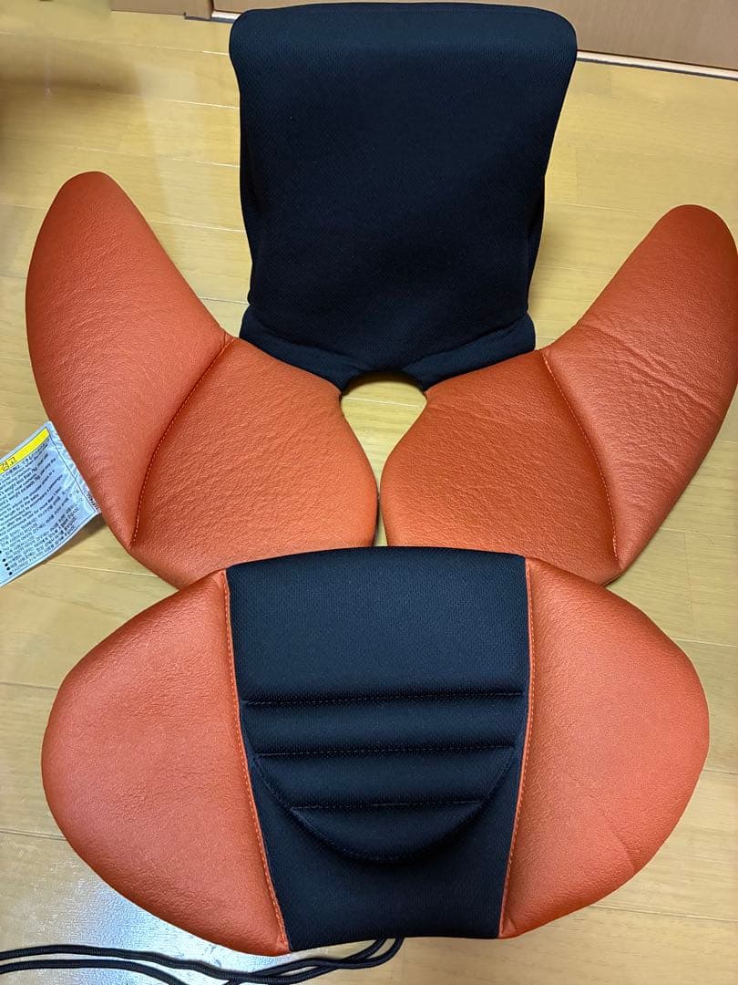 RECARO コンビ　チャイルドシート オレンジ/ブラック