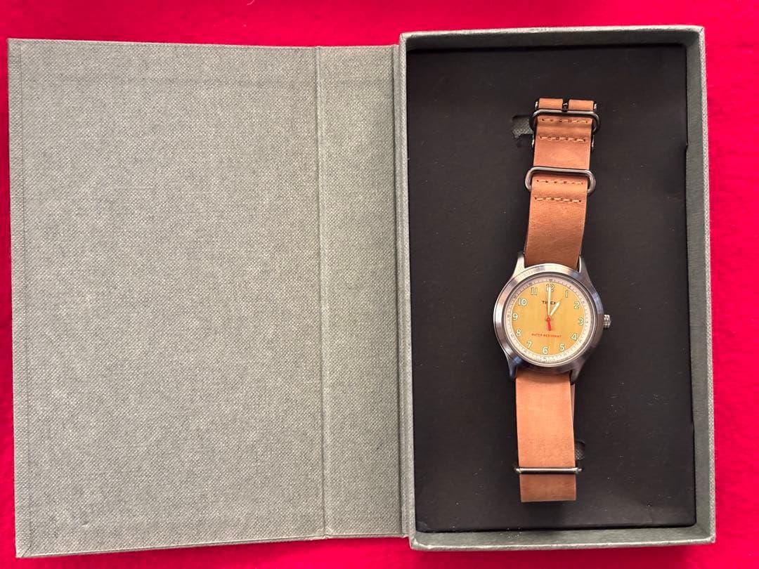 TIMEX RE-ISSUE 腕時計 ゴールドダイアル