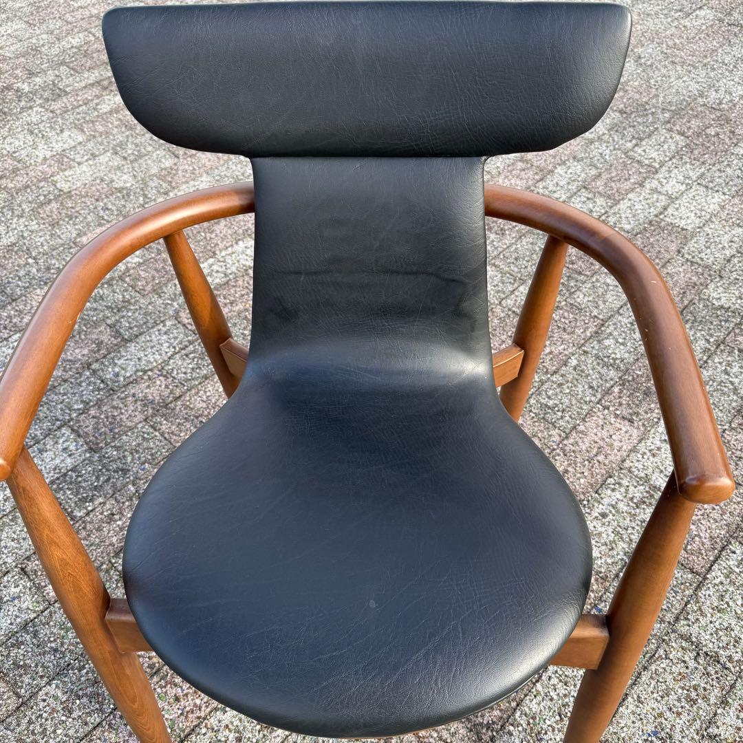 関家具　ダイニングチェア　アームチェア　肘掛け　DC Bordil ボーディル