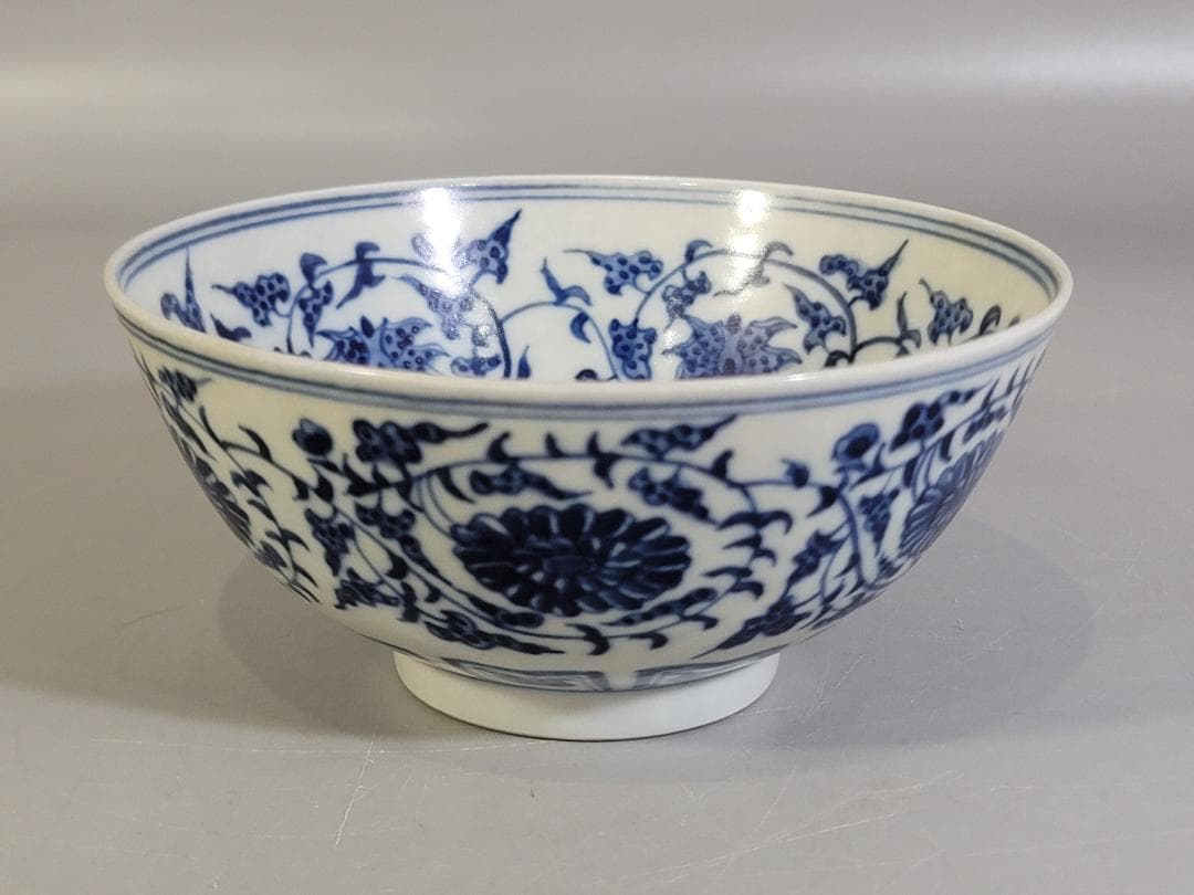 中国 染付 唐草模様 碗 DT253