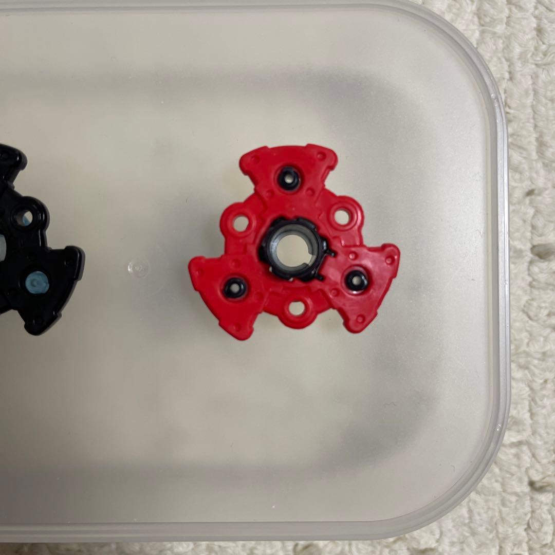 メタルファイトベイブレード　WBBA 大会入賞　激レア　限定カラー　トラック２種