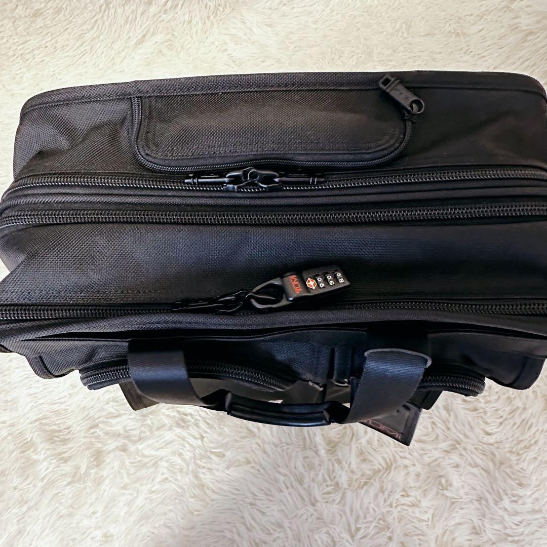 【美品】TUMI トゥミ　2WAYビジネスキャリーバッグ　2輪 機内持込可