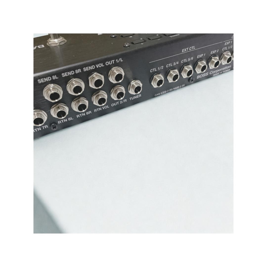 ギター BOSS ES-8