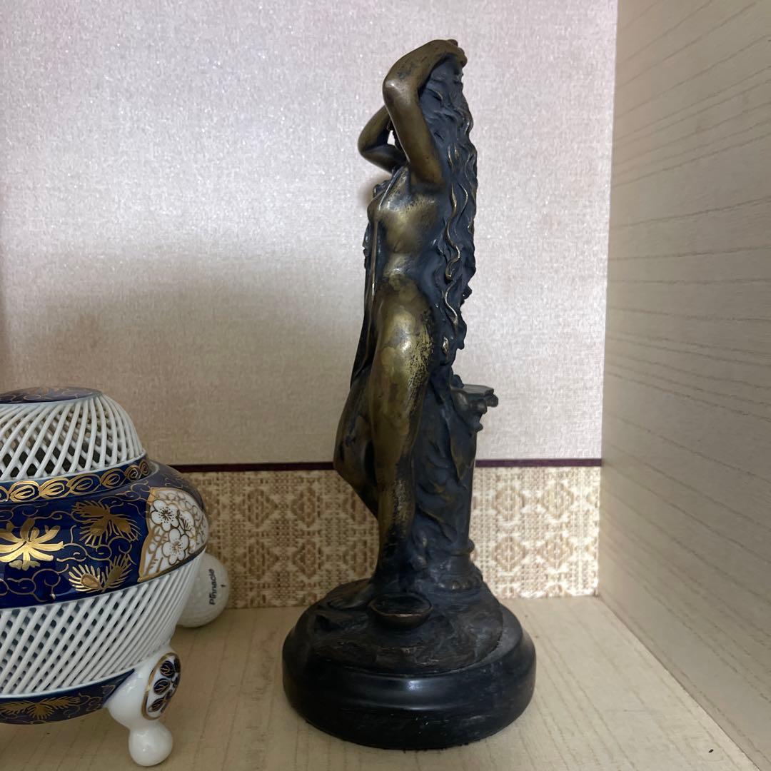 ブロンズ製女性像 彫刻