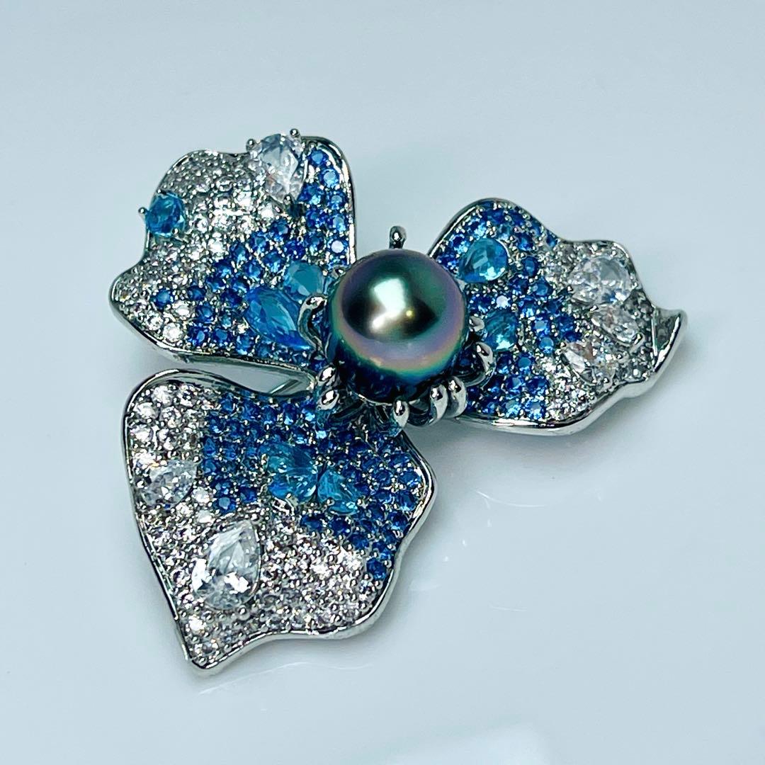 タヒチ　黑蝶真珠 南洋パール ブローチ　本真珠 ペンダント ピーコックグリーン