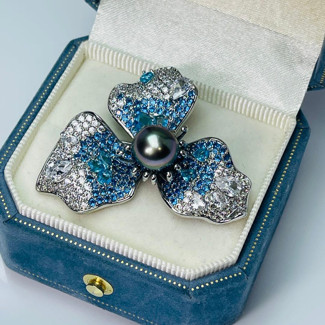 タヒチ　黑蝶真珠 南洋パール ブローチ　本真珠 ペンダント ピーコックグリーン