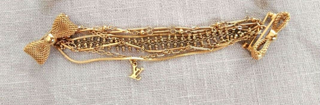 ☆レア品☆LOUIS VUITTON ブローチ リボン　①