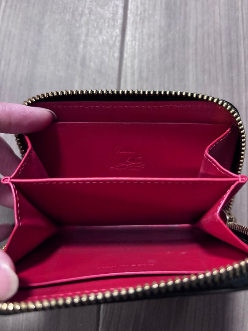 Christian Louboutin ジップアラウンドミニウォレット