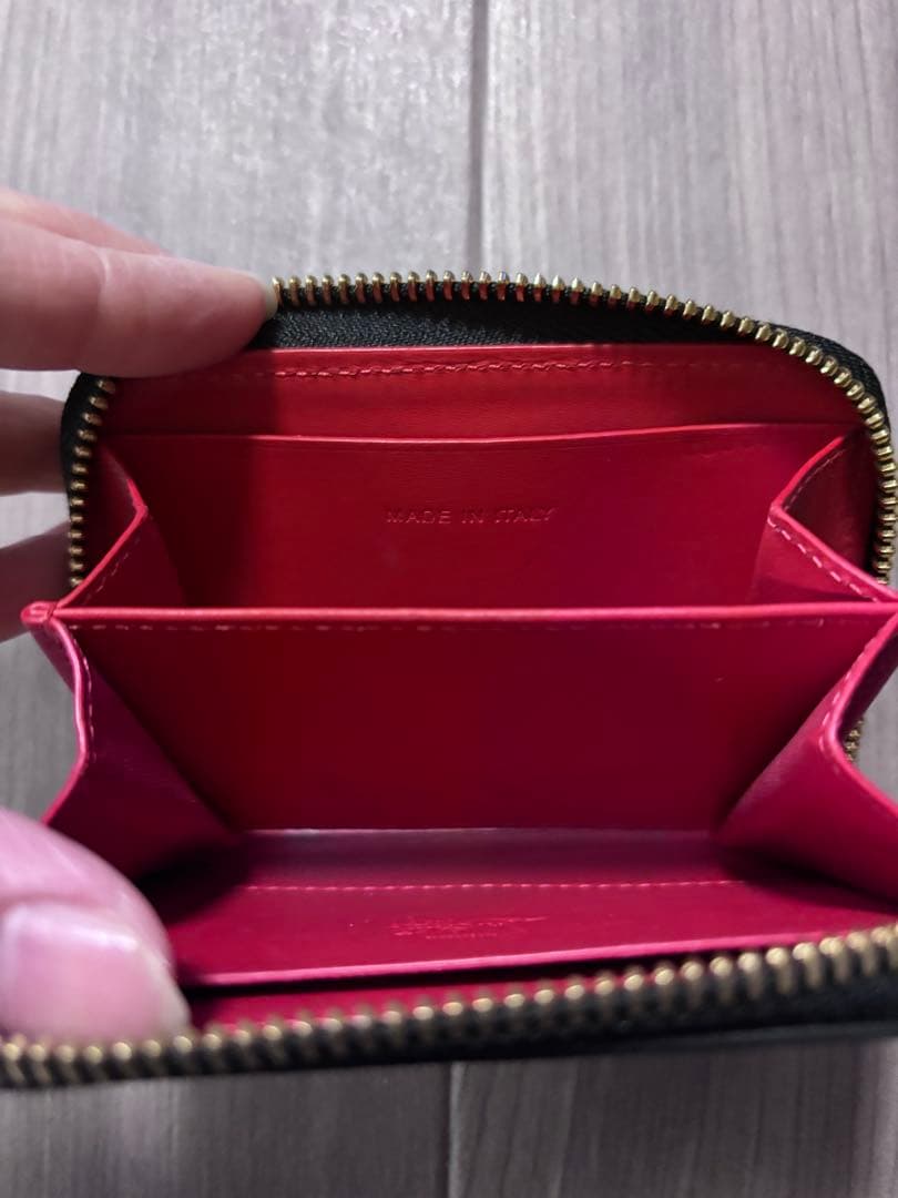 Christian Louboutin ジップアラウンドミニウォレット