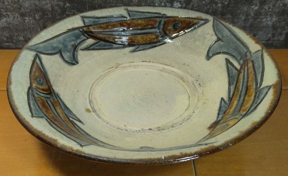人間国宝 金城次郎 魚紋皿 栞 共箱 美品 壺屋焼 壷屋焼 やちむん