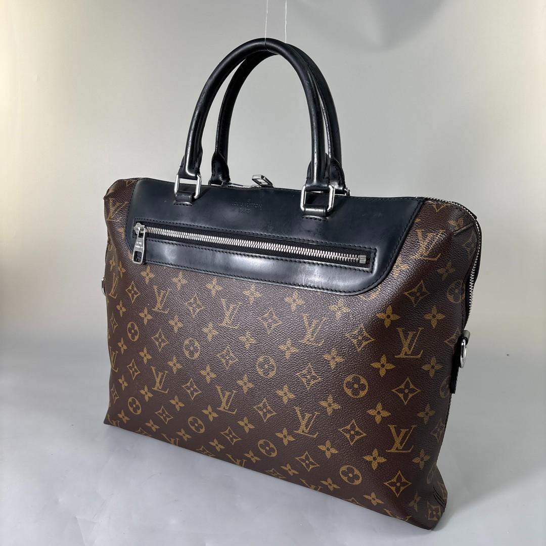 極美品 ルイヴィトン モノグラム マカサー ポルトドキュマン M54019
