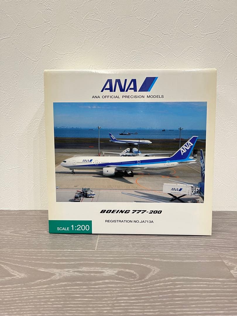 ANA Boeing 777-200 スケール1:200