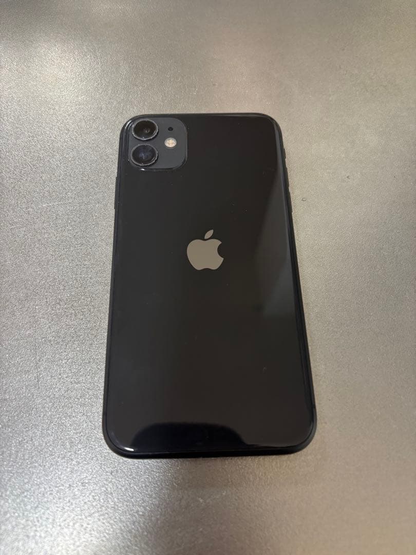 iPhone 11 ブラック　64GB