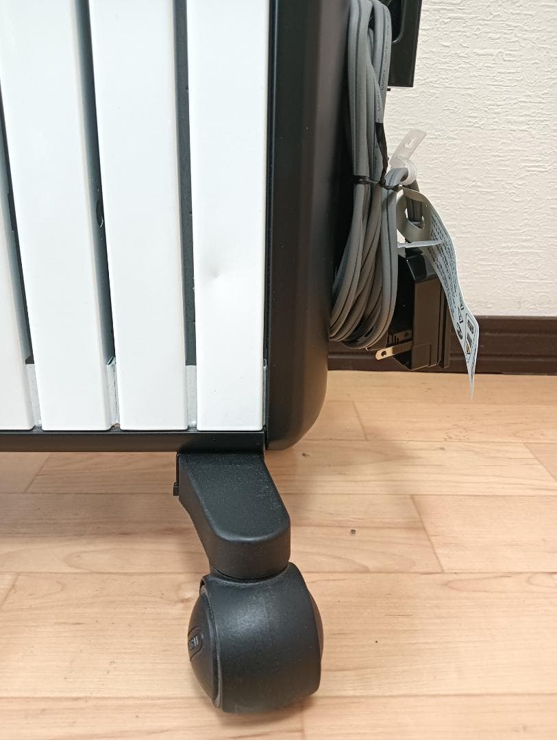 【美品】DeLonghi MDHAA15WIFI-BK オイルヒーター