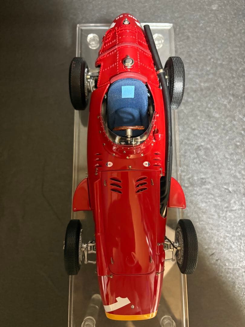 CMC 1/18 Maserati 250F (1957) 限定版