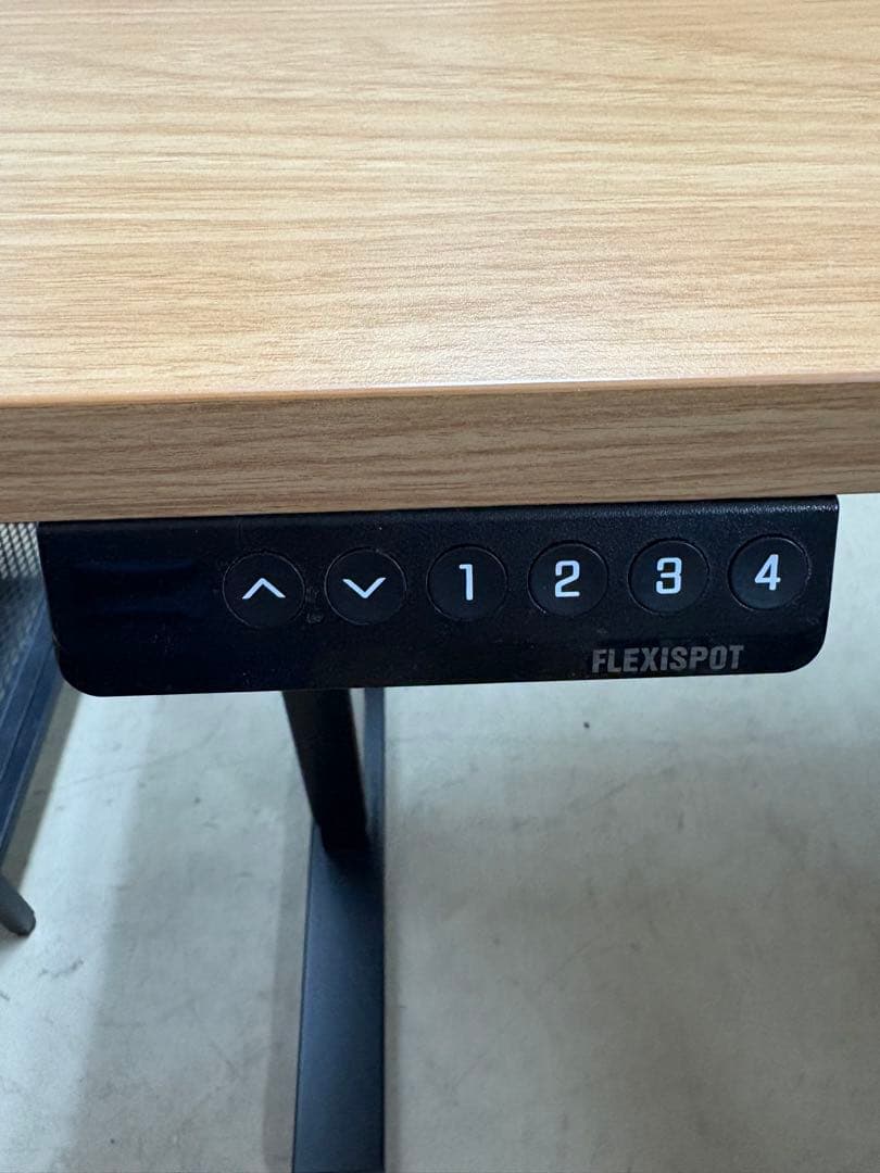 3*属様 flexispot 　電動昇降デスク　デスクワーク　自動高さ調節可　※