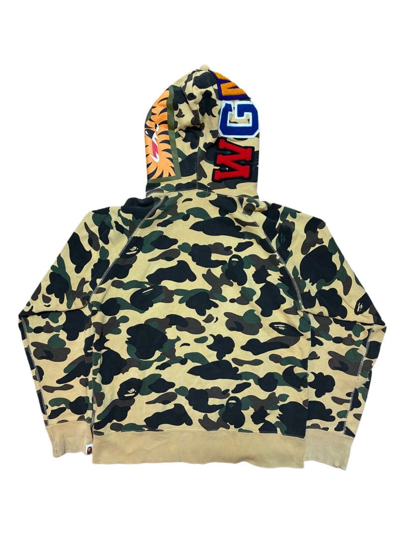 A BATHING APE エイプ 1ST CAMO シャークパーカー
