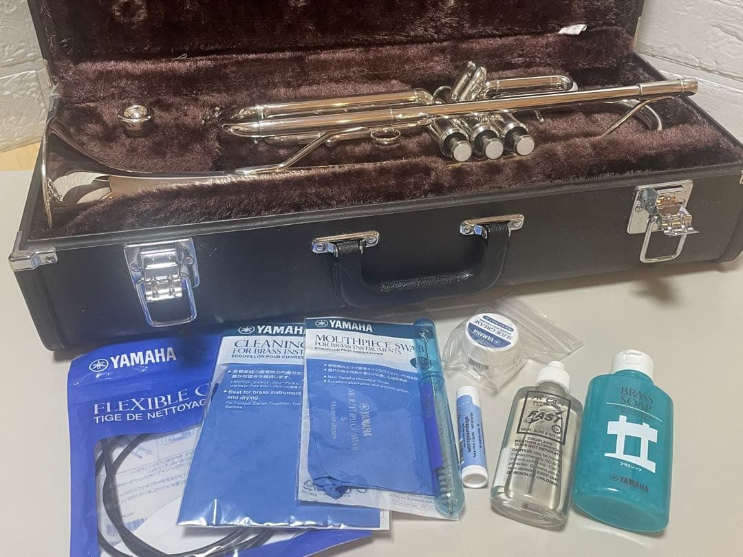 YAMAHA トランペット本体とクリーニングセット