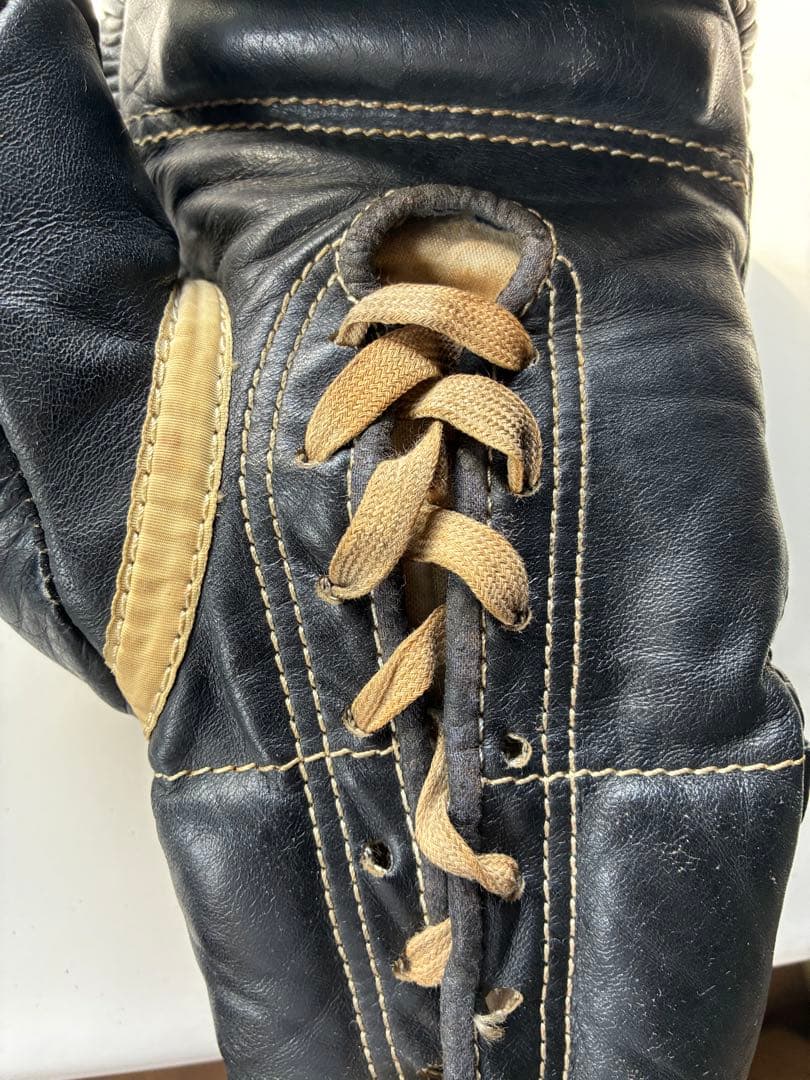 Winning ウイニング　ボクシンググローブ　ビンテージ　井上尚弥　昭和