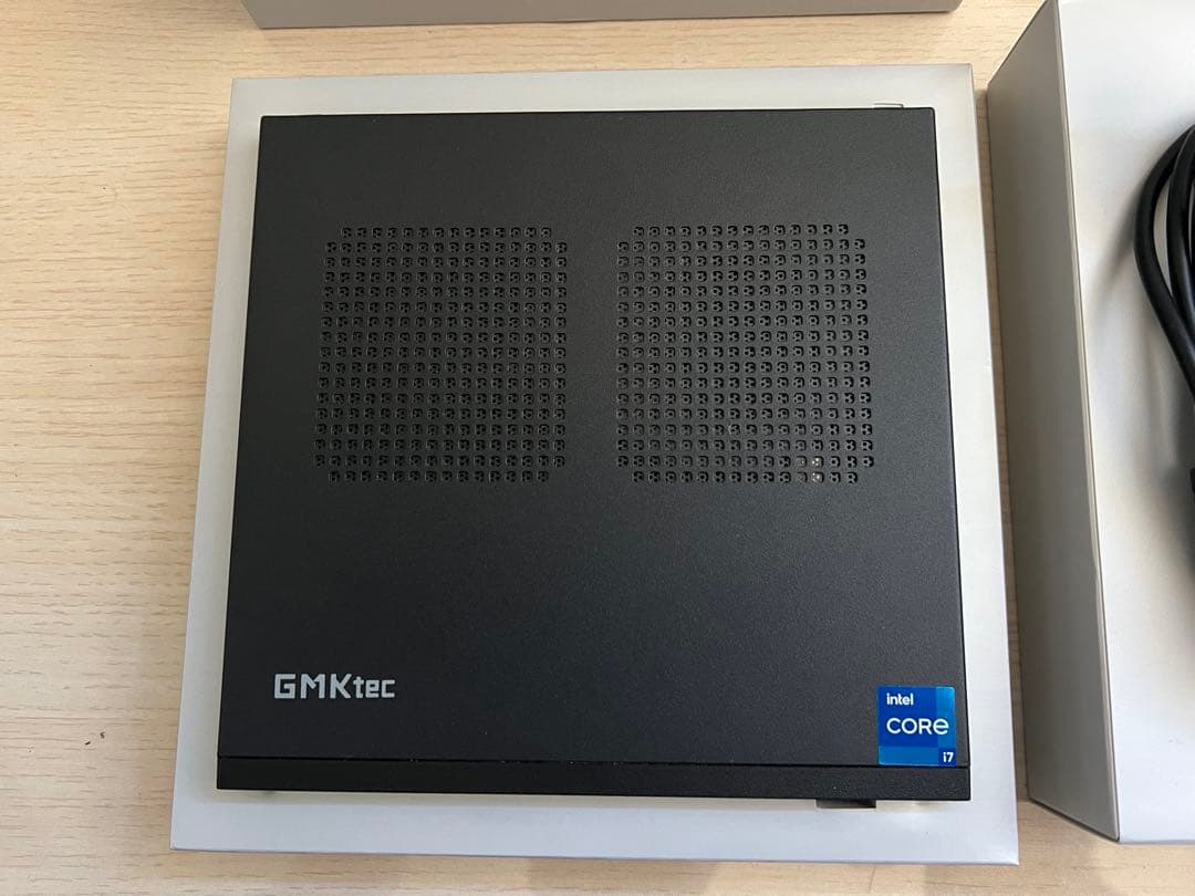 ミニPC intel Core i7 32GB/512GB 初期化済み