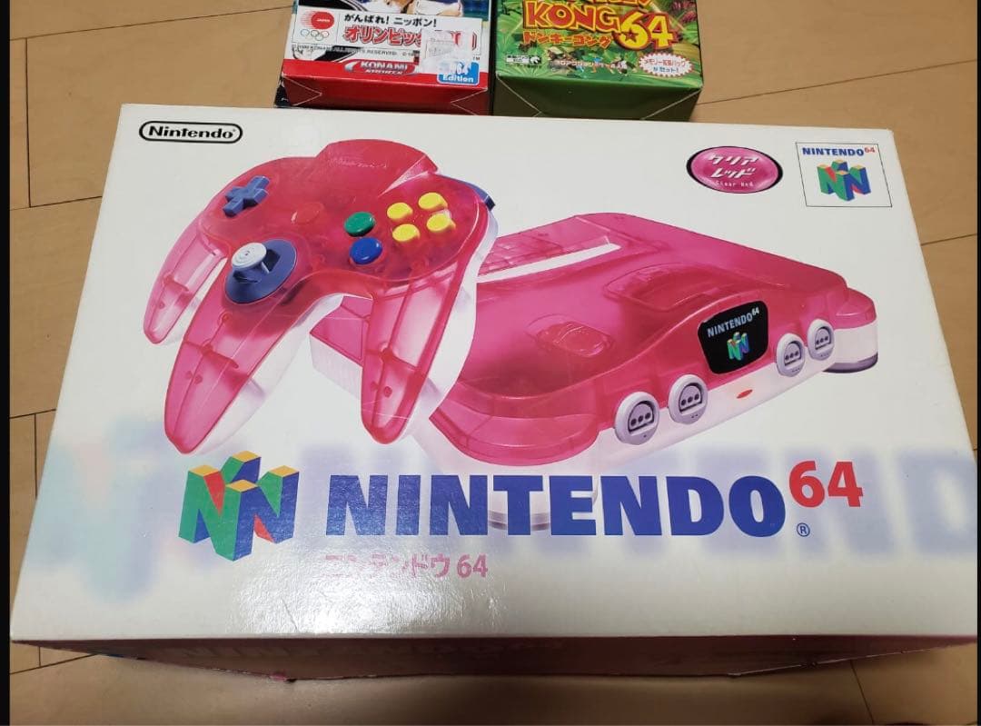 ニンテンドー64 クリアレッド（バイオハザード2、拡張パック、その他のゲーム付き