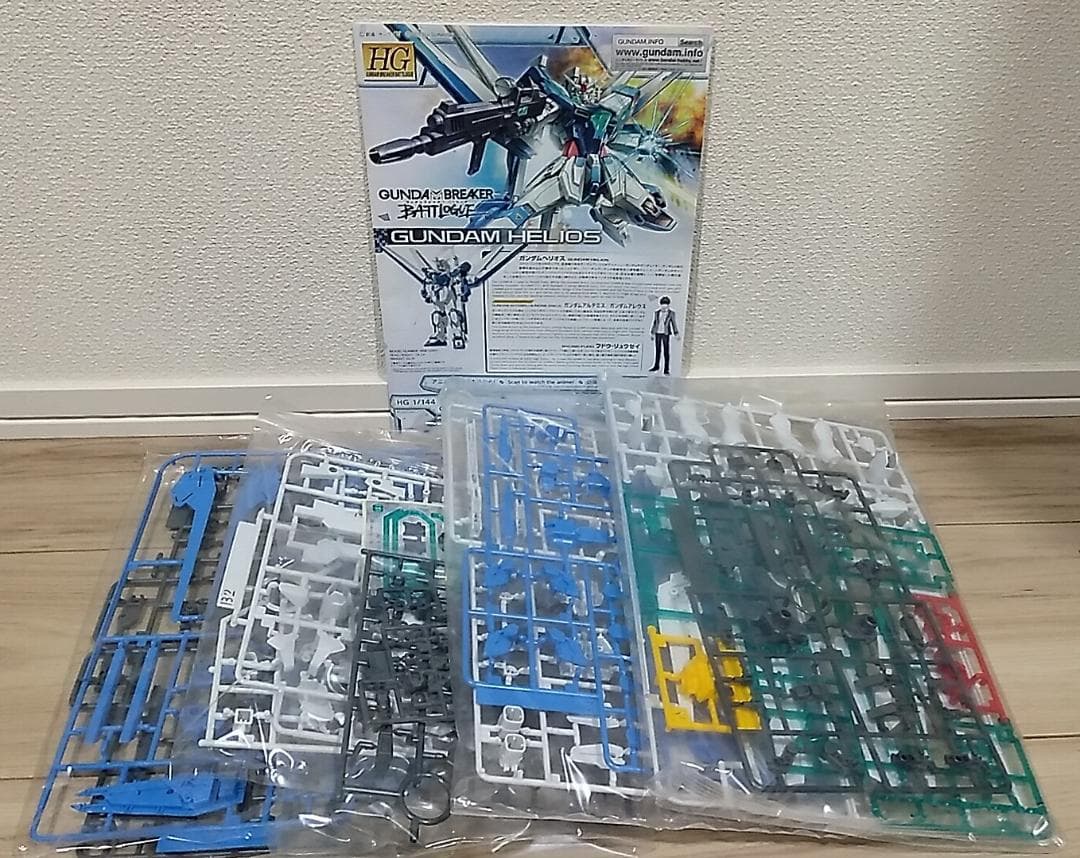 ■HG ガンダムヘリオス & デスティニーガンダム