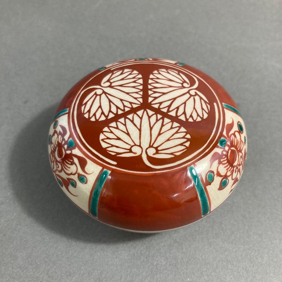 骨董品　茶道具　三葉葵　香合　五代　尾関作十郎　造　徳川美術館より拝領　S83K