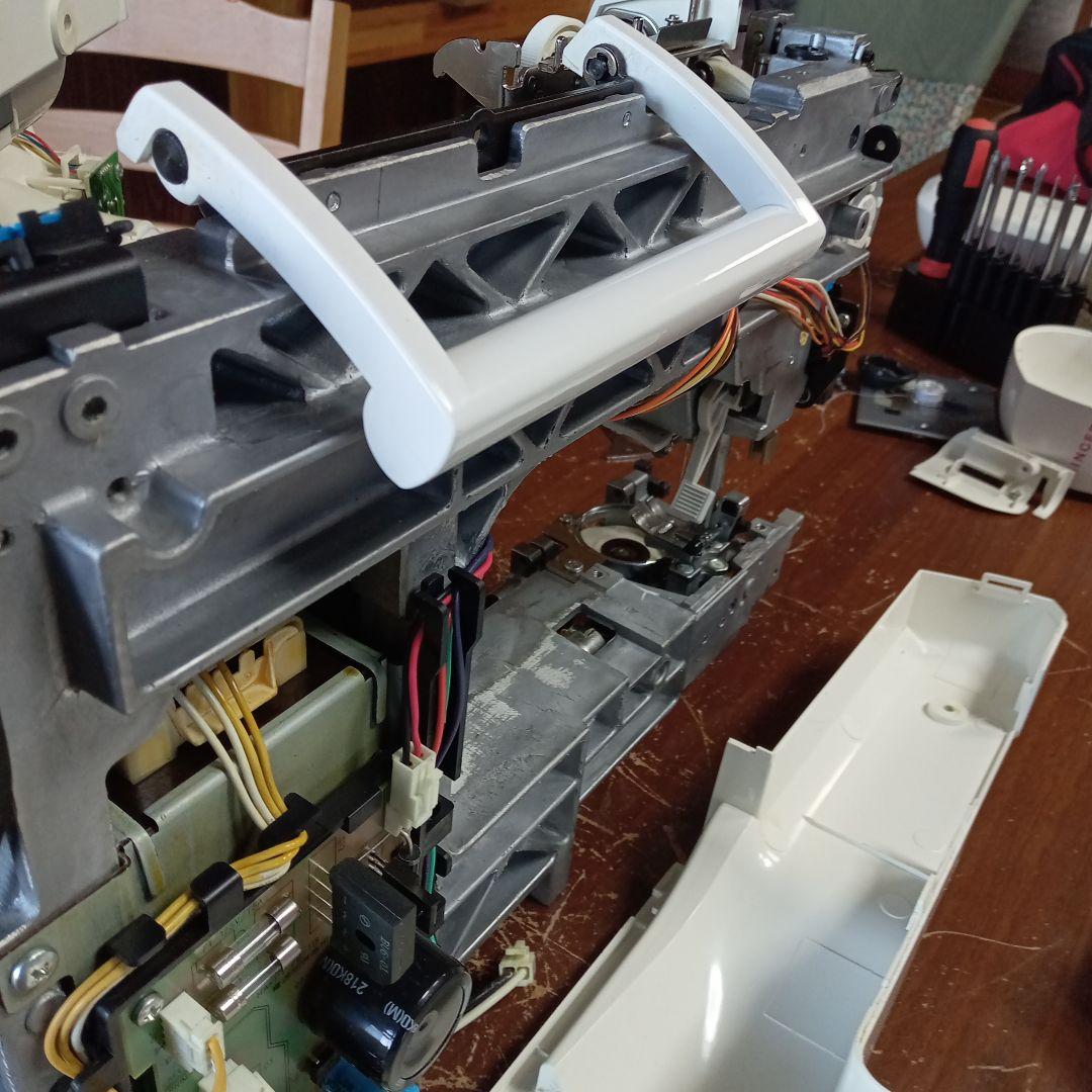 シンガーコンピュータミシン本体　ＳDー011分解整備済み　超美品