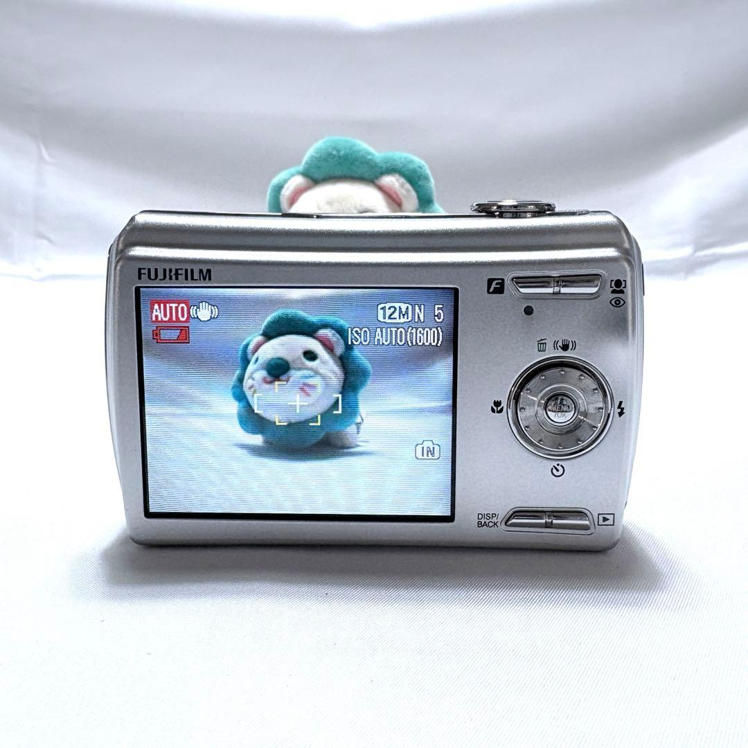 【美品】FUJIFILM FinePix F100fd シルバー 箱 説明書付き