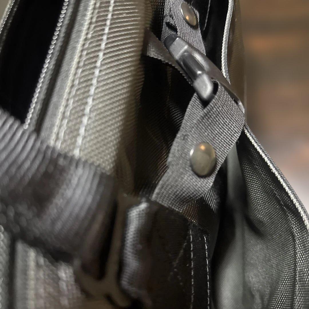 BRIEFING B4 OVER TRIP オーバートリップ ほぼ未使用