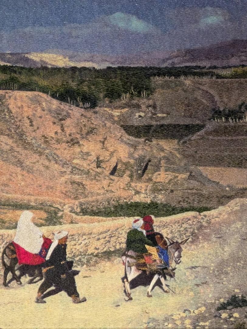 【真作】刺繍画　工芸品　異国の旅路　精緻な糸で描く風景と人々　W63