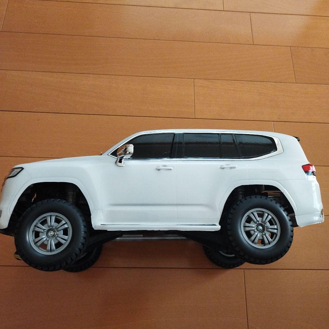 タミヤ　ランドクルーザー300（CC-02）