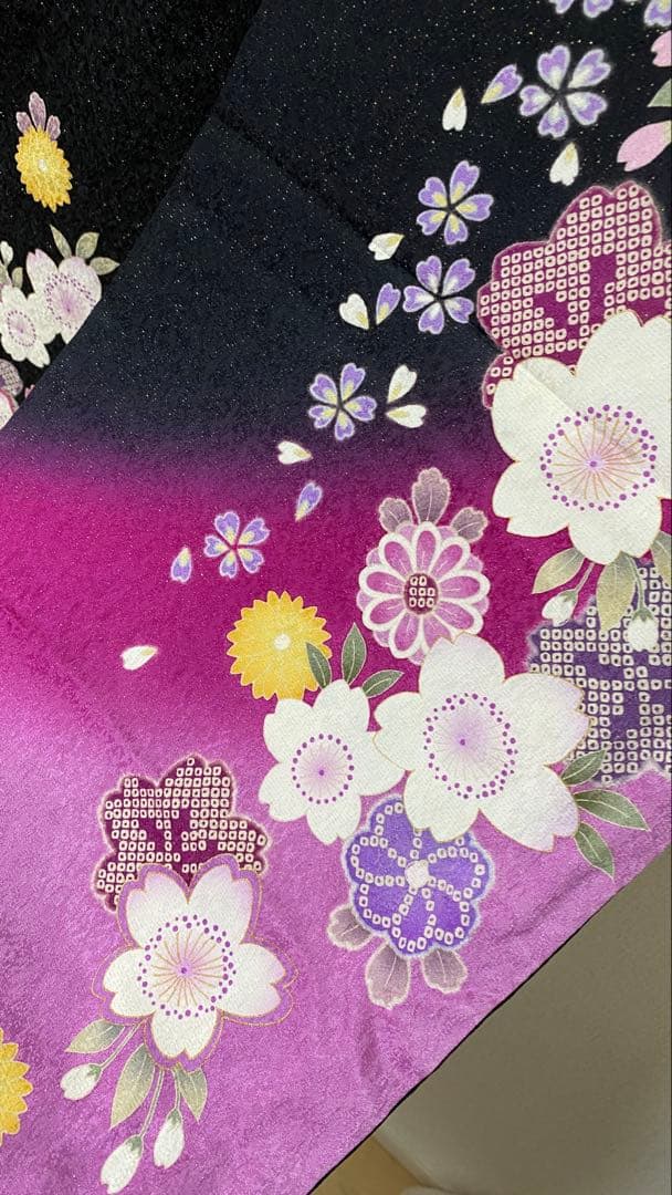 振袖 フルセット 山本寛斎 黒地 ピンク 銀通し 和柄 かわいい