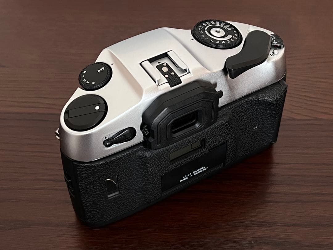 美品　ライカR8シルバー　プラスチックケース付