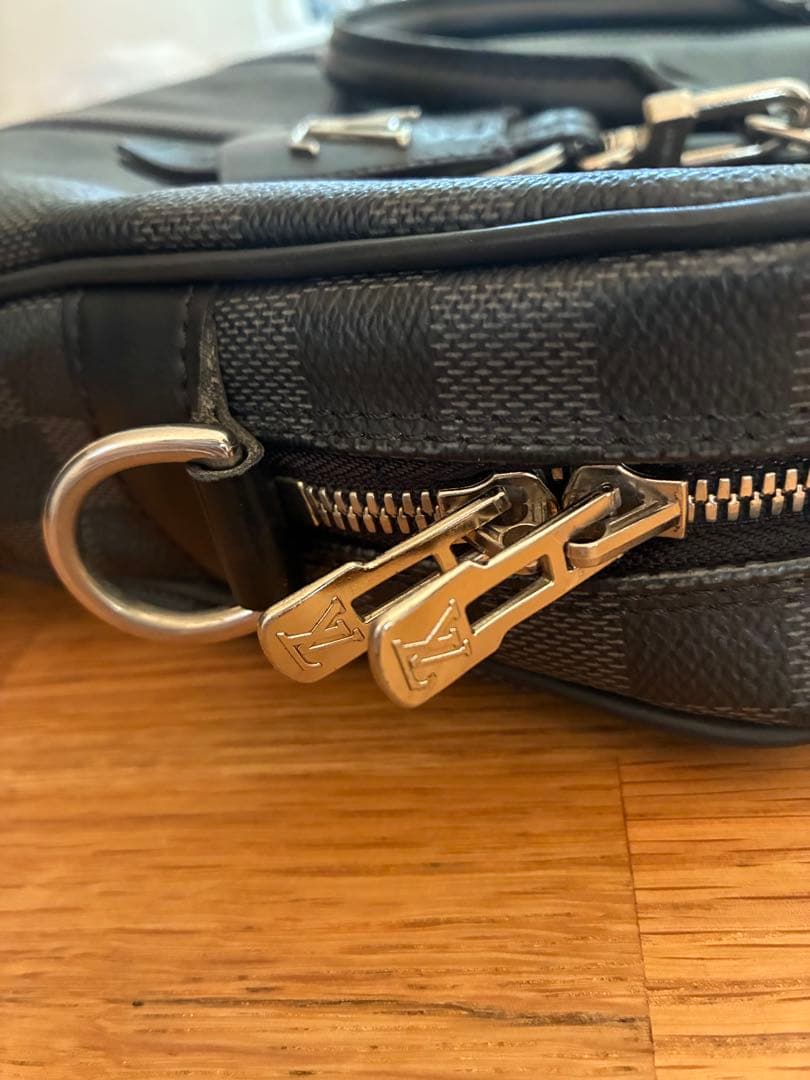 【美品】ルイ・ヴィトン ポルト ドキュマン・ヴォワヤージュPM