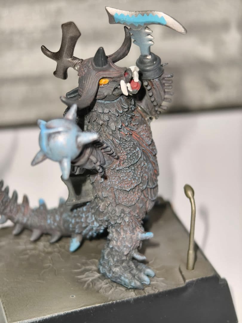 希少品 ウルトラ超獣名鑑【大超獣を越えてゆけ！編】バラバ