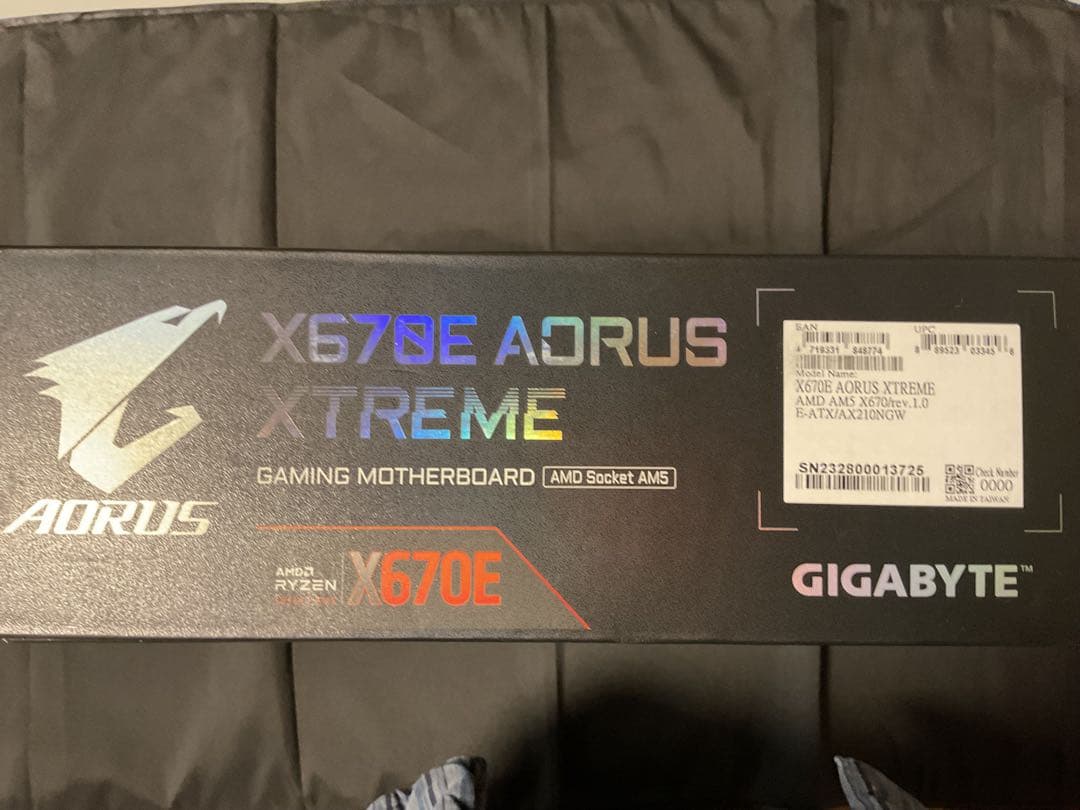 GIGABYTE X670E AORUS XTREME 完動品