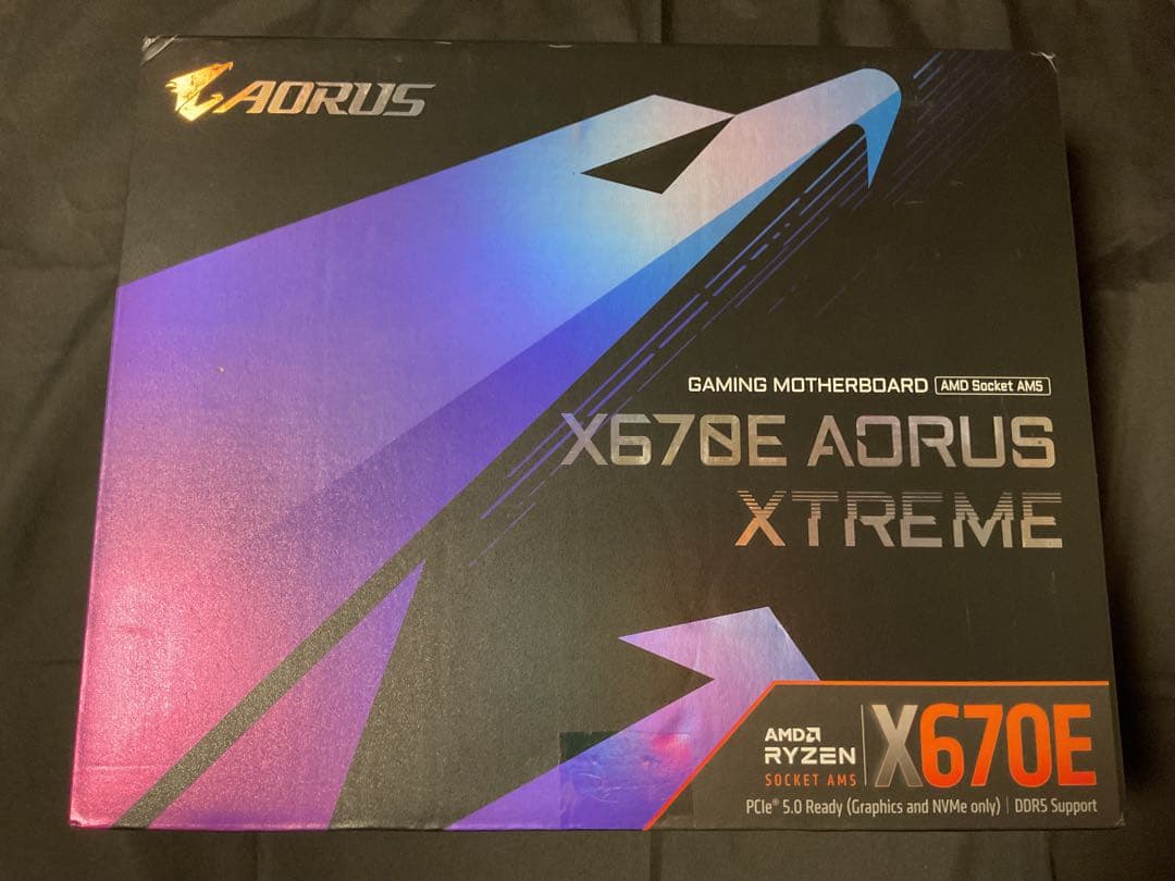 GIGABYTE X670E AORUS XTREME 完動品
