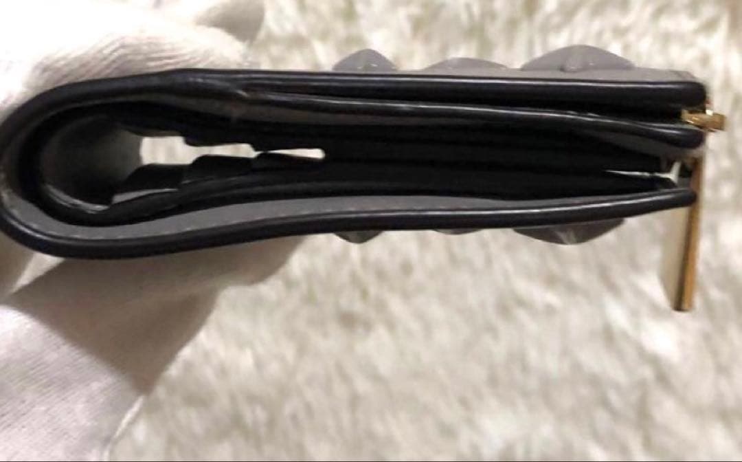 なこな　未使用✨ジミーチュウ 二つ折り財布 レザー　スタッズ　スター