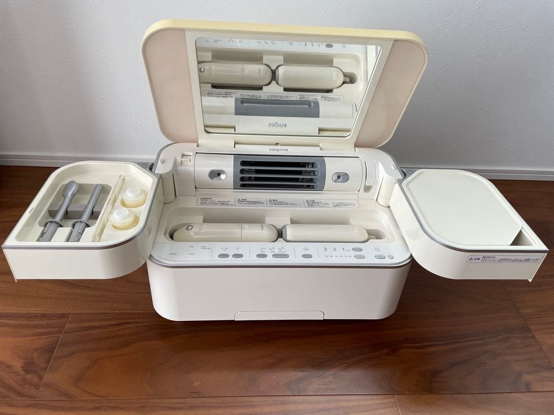 サキナ　saqina 美顔器 ビジュー