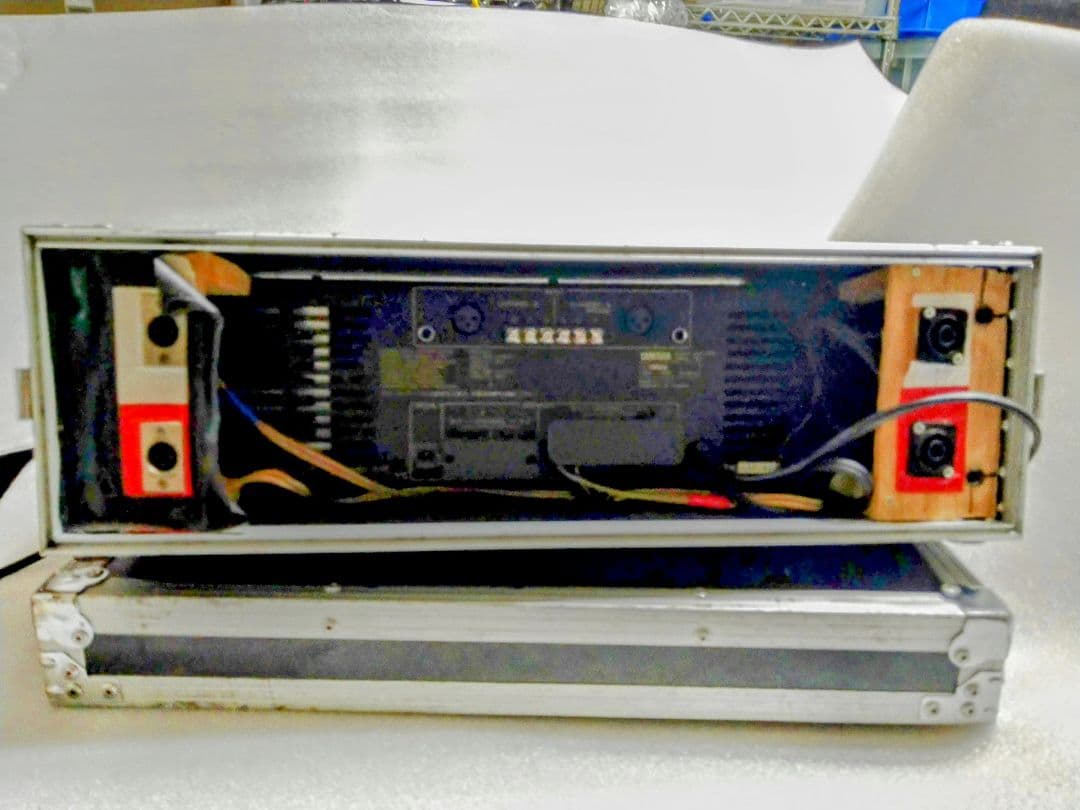 YAMAHA A150 パワーアンプ　3Uラック、ミキサー、スピーカーコード付