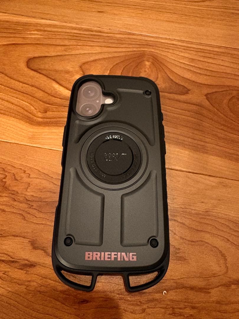 【ほぼ新品】BRIEFING ROOT CO. iPhone16 ケース